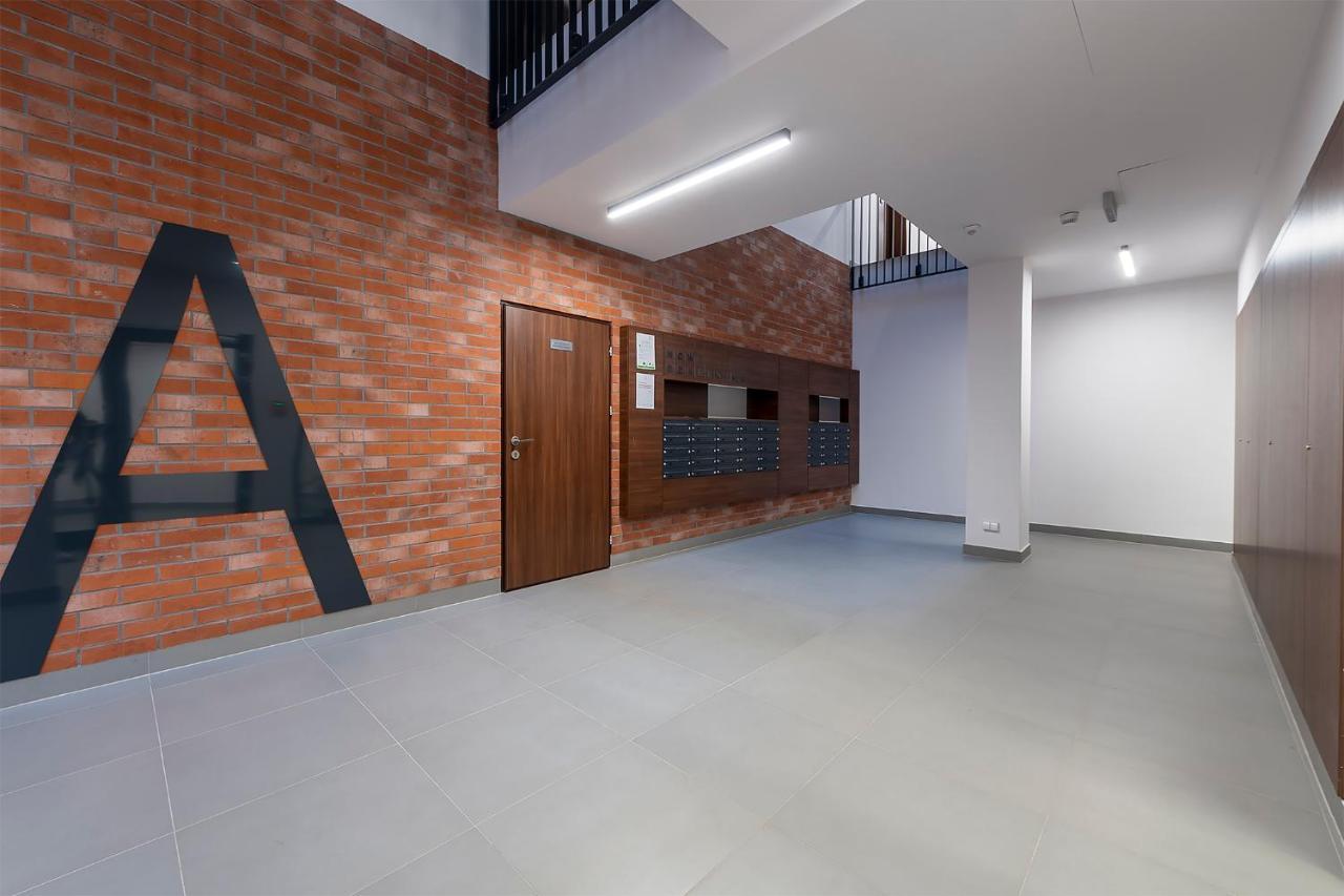 Gate Of City Centre Apartment By Pinpoint Łódź Eksteriør bilde
